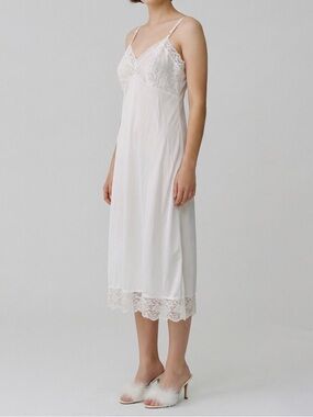 Vintage 50s Vanity Fair White Slip Dress Lace Lingerie Coquette Girl pin up